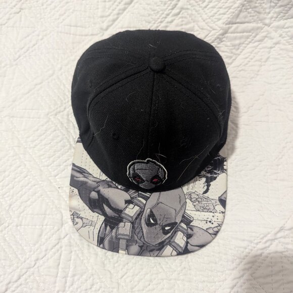 Deadpool Gray Mask Sublimated Visor Snapback Hat - Picture 2 of 3